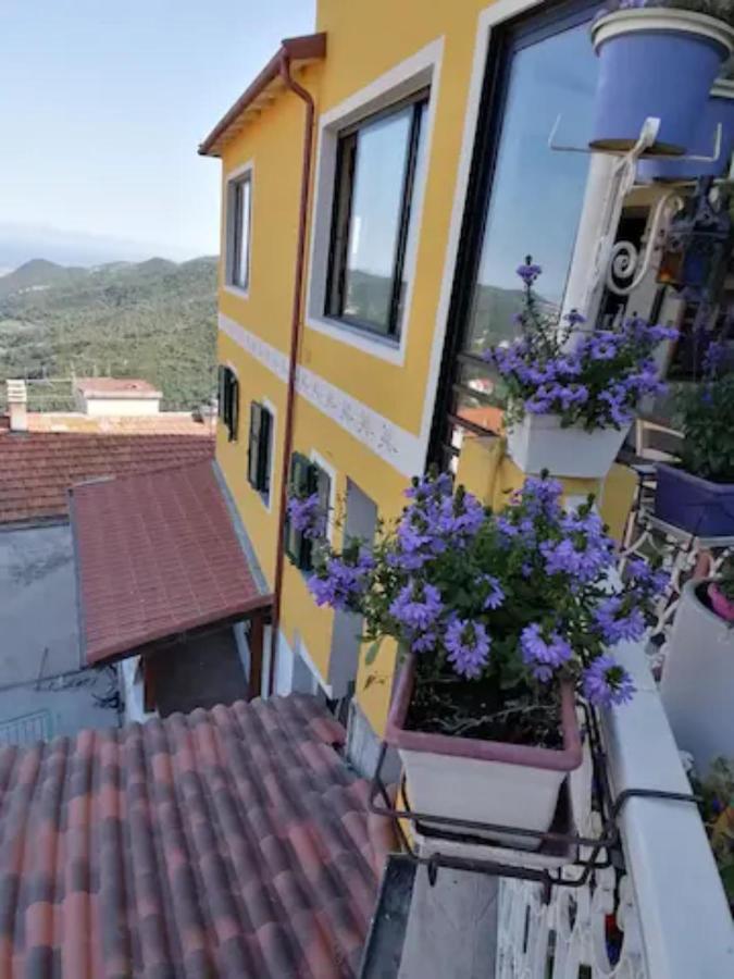 Ferienwohnung Casa Indipendente Su Due Livelli In Liguria-Vista Mare 6-7 Posti Magliolo Exterior foto
