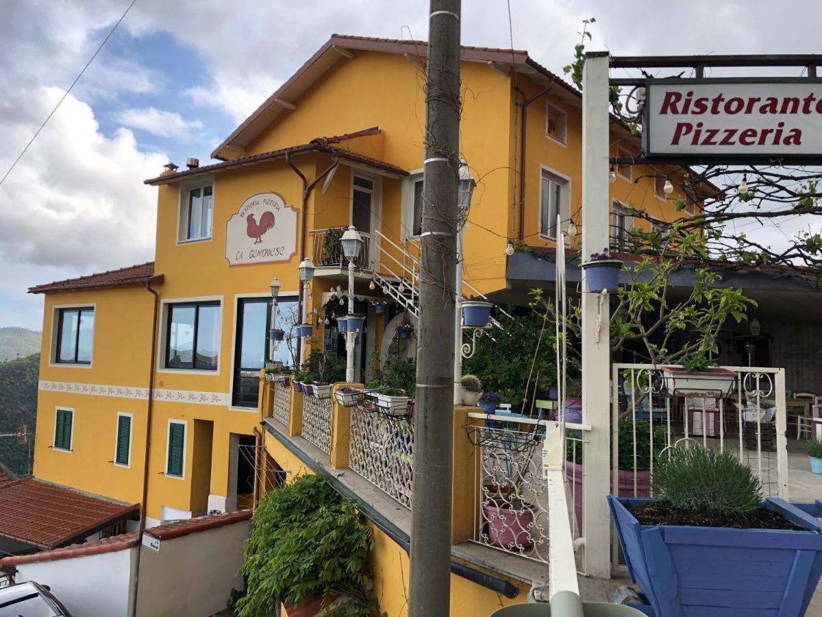Ferienwohnung Casa Indipendente Su Due Livelli In Liguria-Vista Mare 6-7 Posti Magliolo Exterior foto